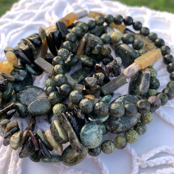 Natural Dark Green Jade & Serpentine Multicolored Gemstone Mixed Bead Bracelets - Picture 2 of 10